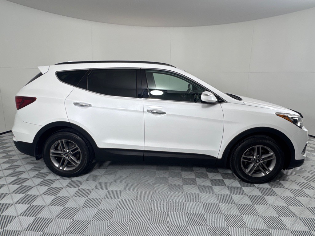 2017 Hyundai Santa Fe Sport Image 4