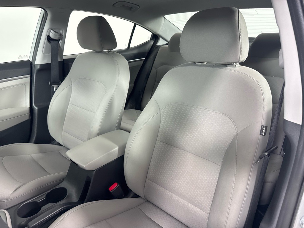 2020 Hyundai Elantra Image 12