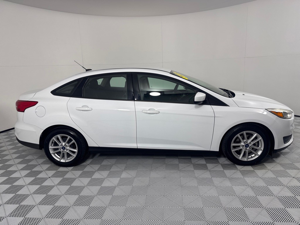2018 Ford Focus Image 4