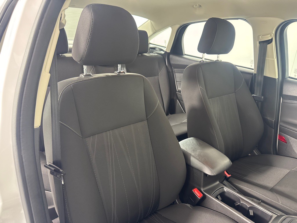 2018 Ford Focus Image 24