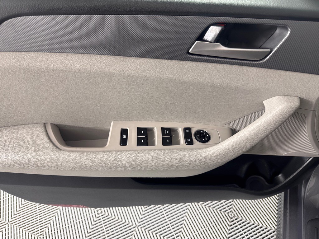 2018 Hyundai Sonata Image 9