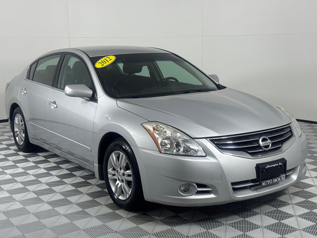 2012 Nissan Altima Image 3
