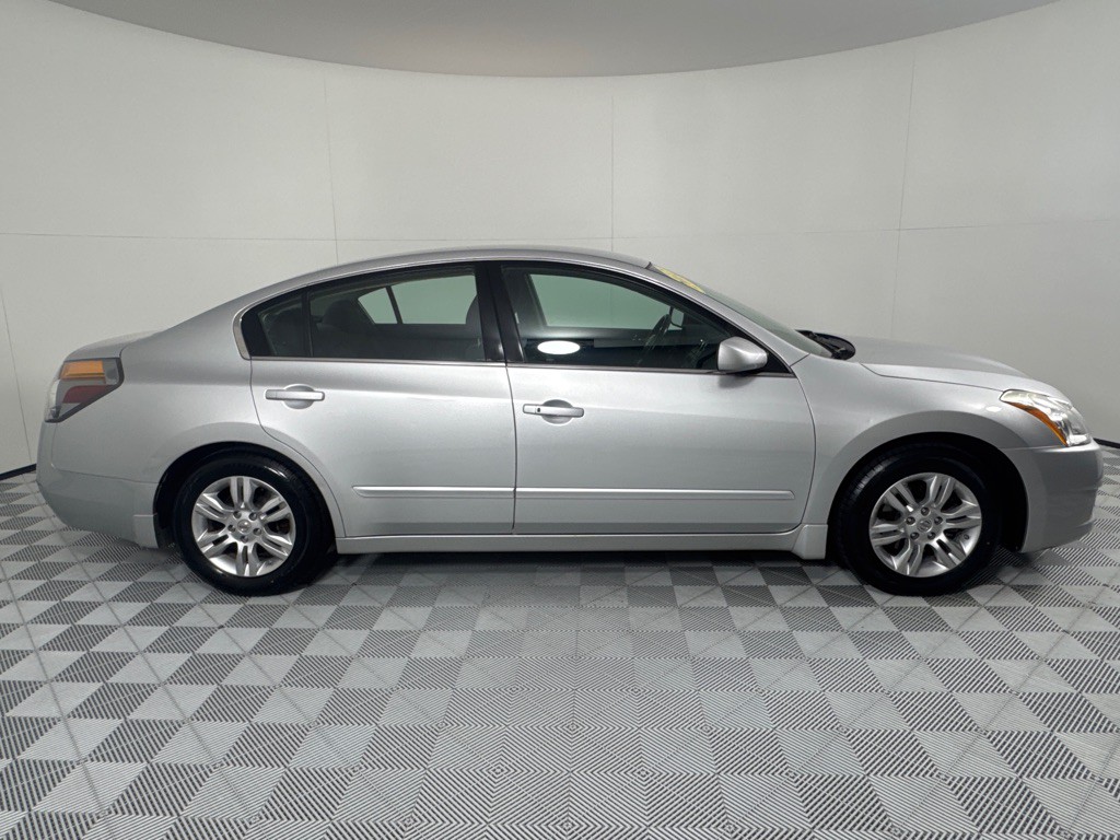 2012 Nissan Altima Image 4