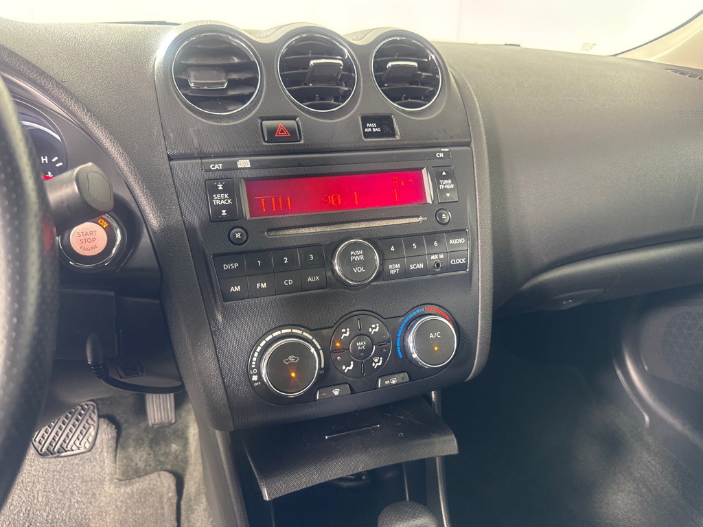 2012 Nissan Altima Image 15