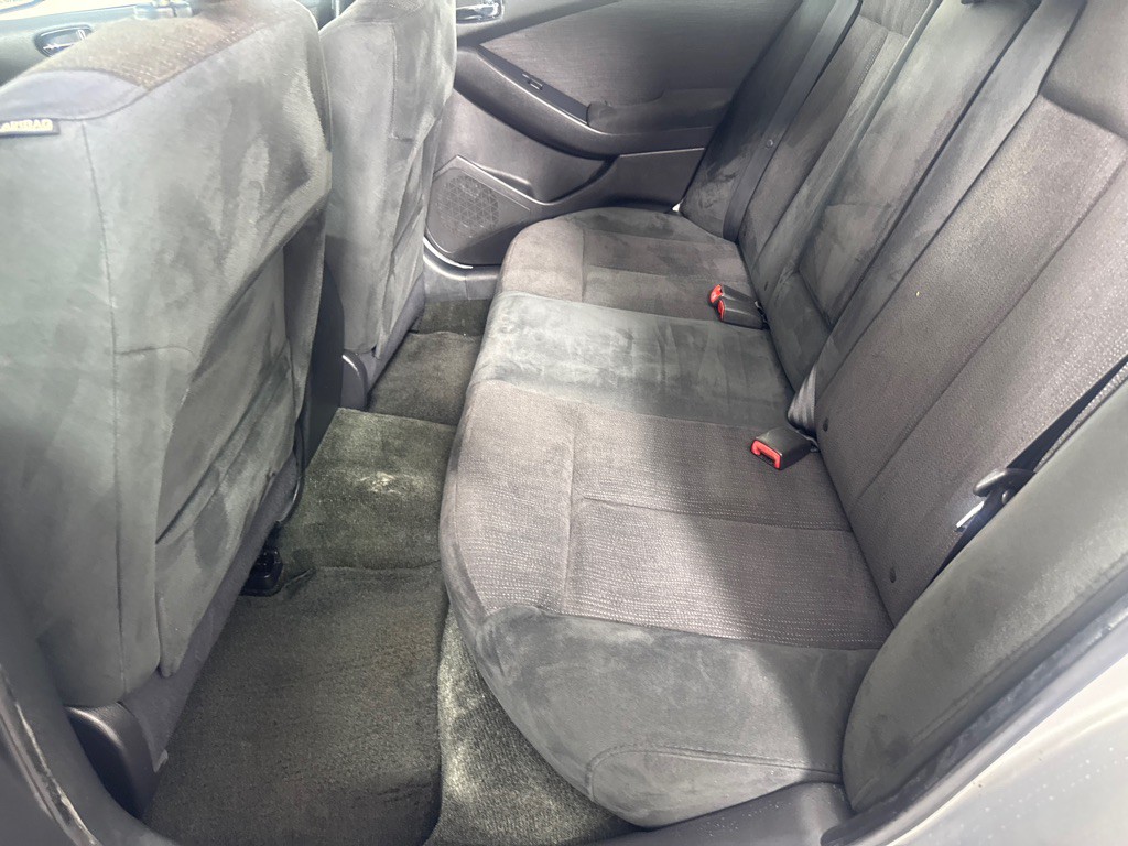 2012 Nissan Altima Image 17