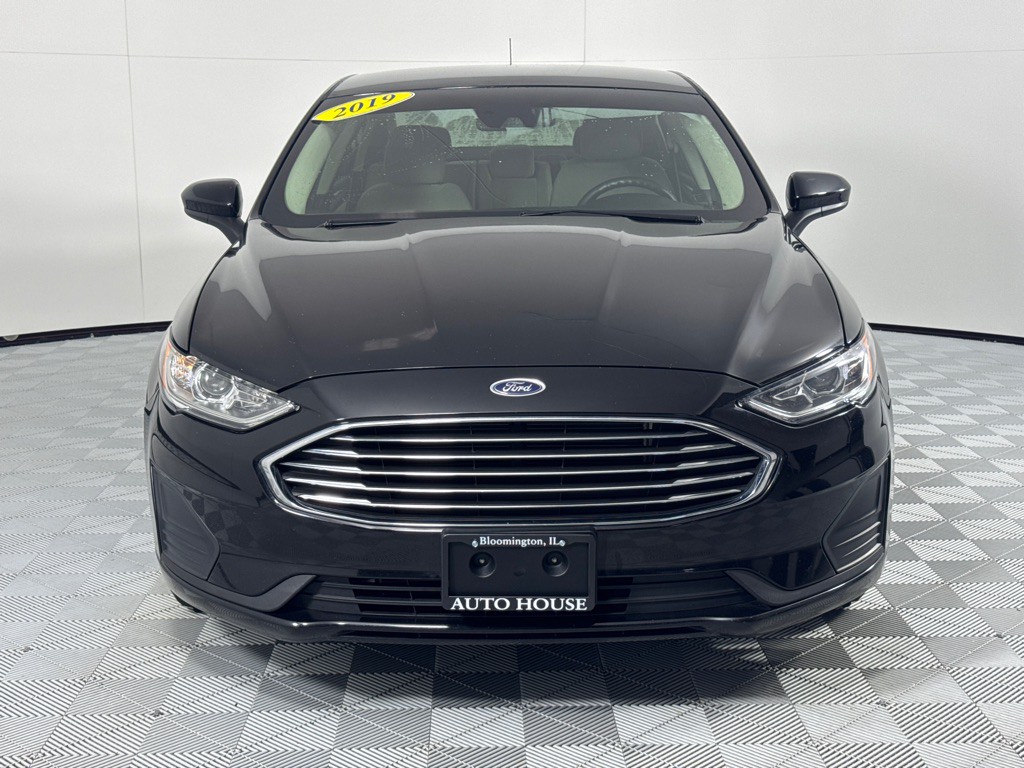 2019 Ford Fusion Image 12