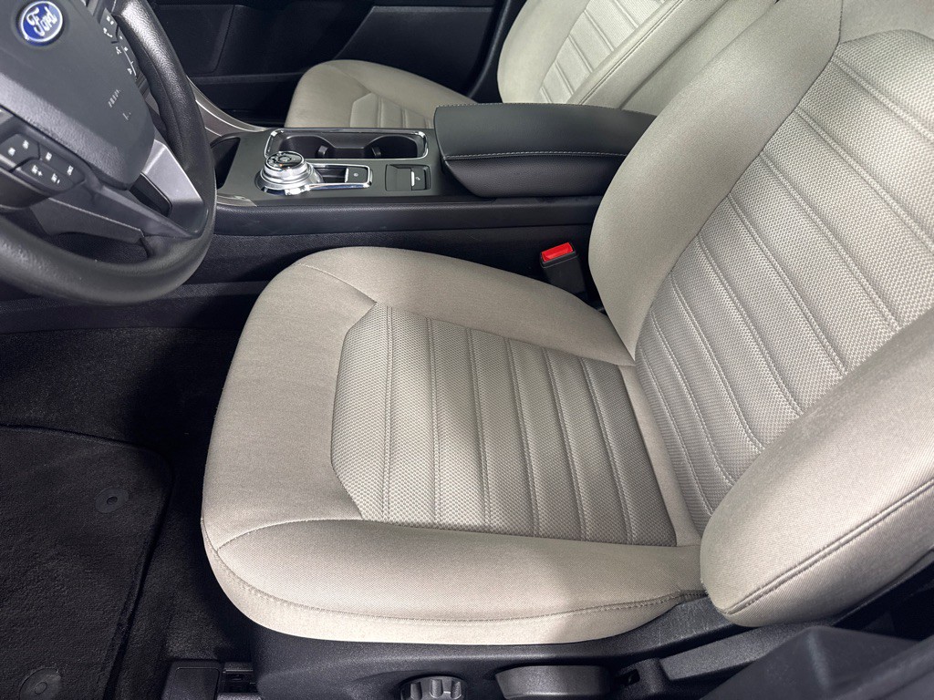 2019 Ford Fusion Image 14