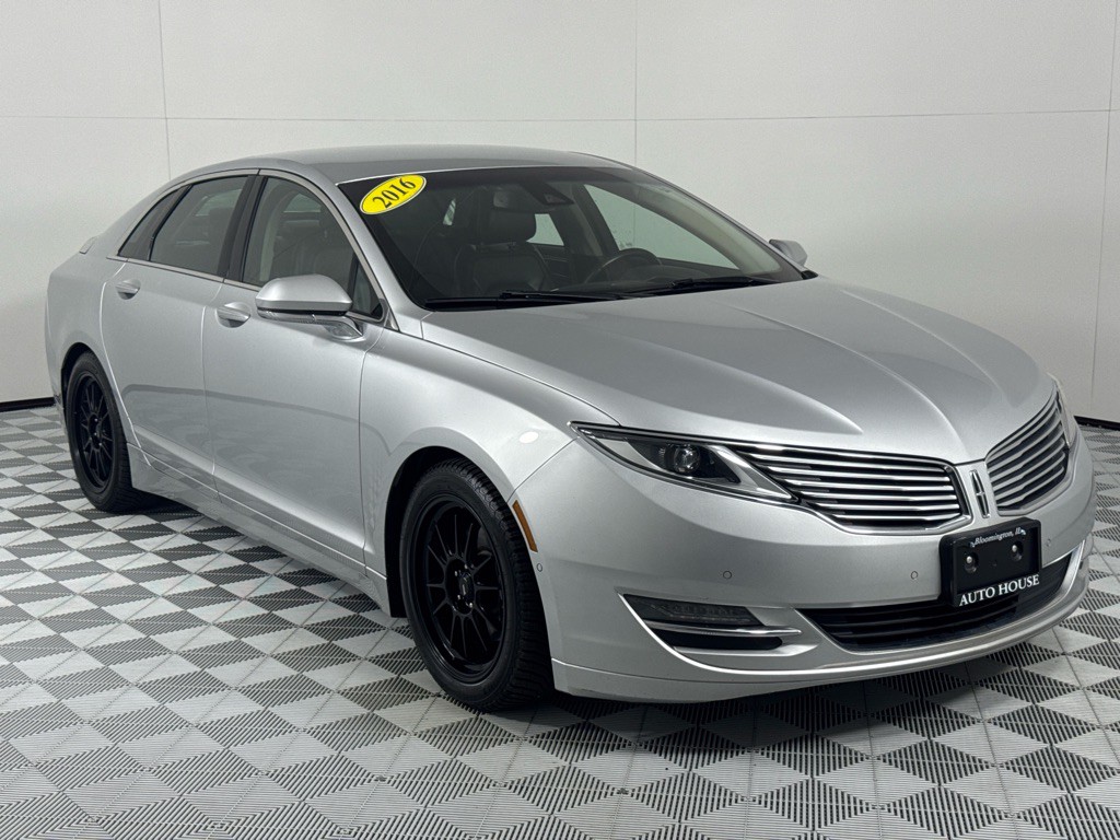 2016 Lincoln MKZ Image 3