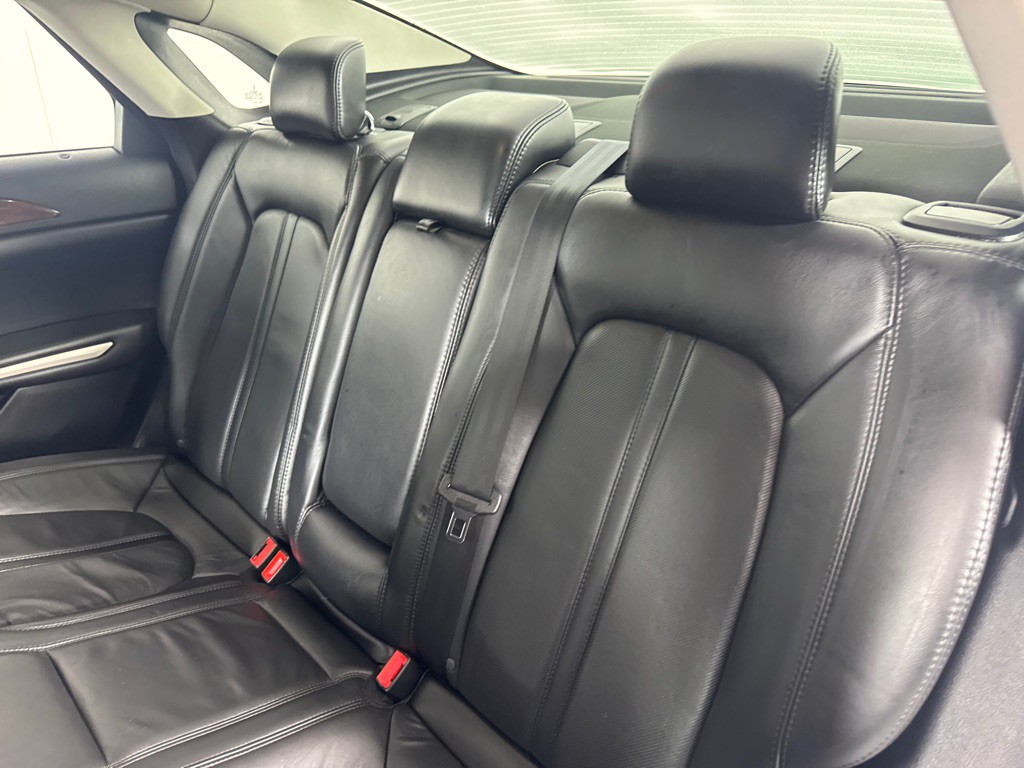 2016 Lincoln MKZ Image 16