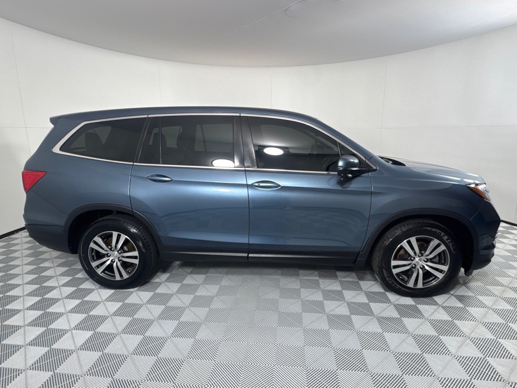 2017 Honda Pilot Image 4