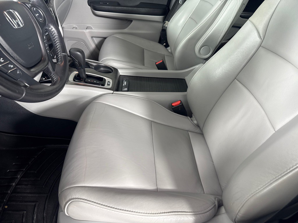 2017 Honda Pilot Image 11