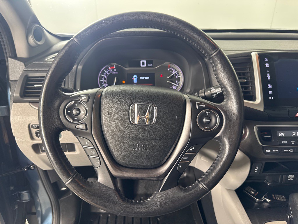 2017 Honda Pilot Image 15