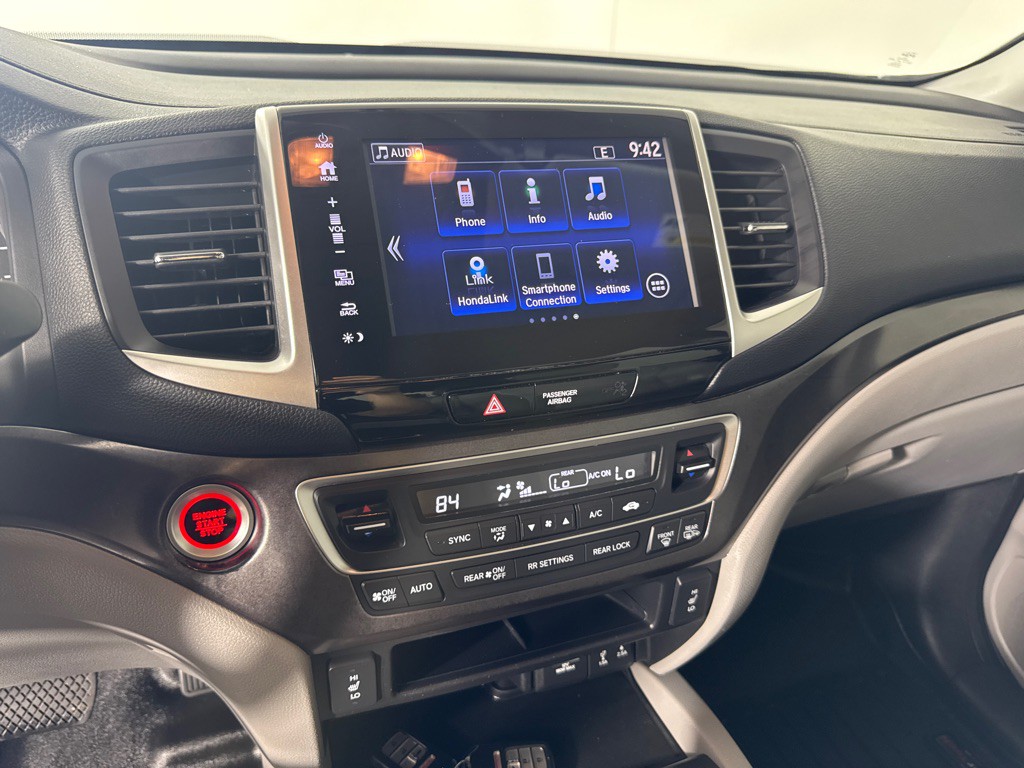 2017 Honda Pilot Image 17