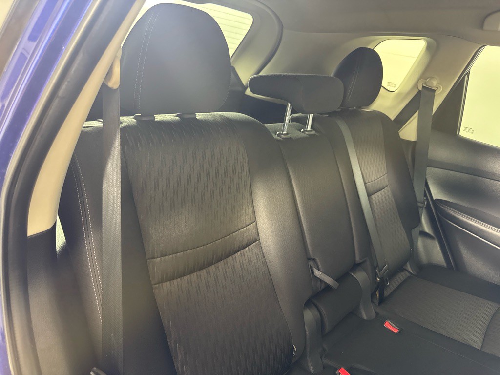 2020 Nissan Rogue Image 25