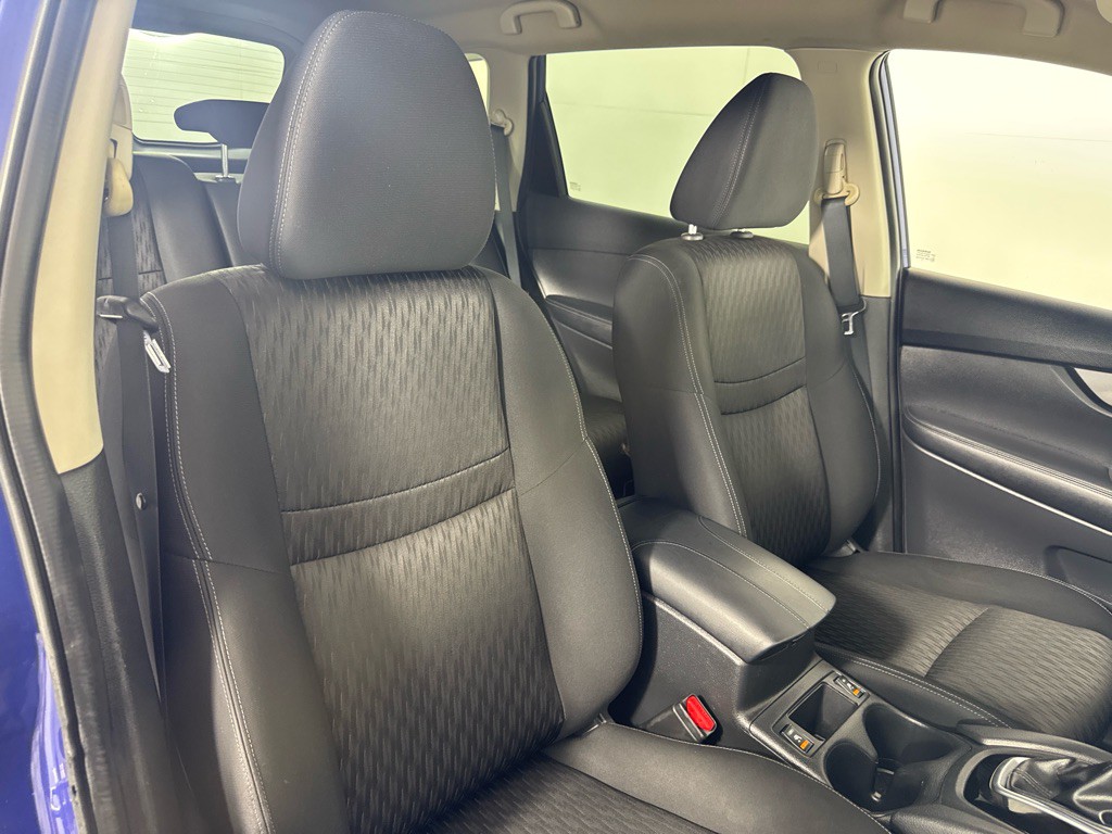 2020 Nissan Rogue Image 27