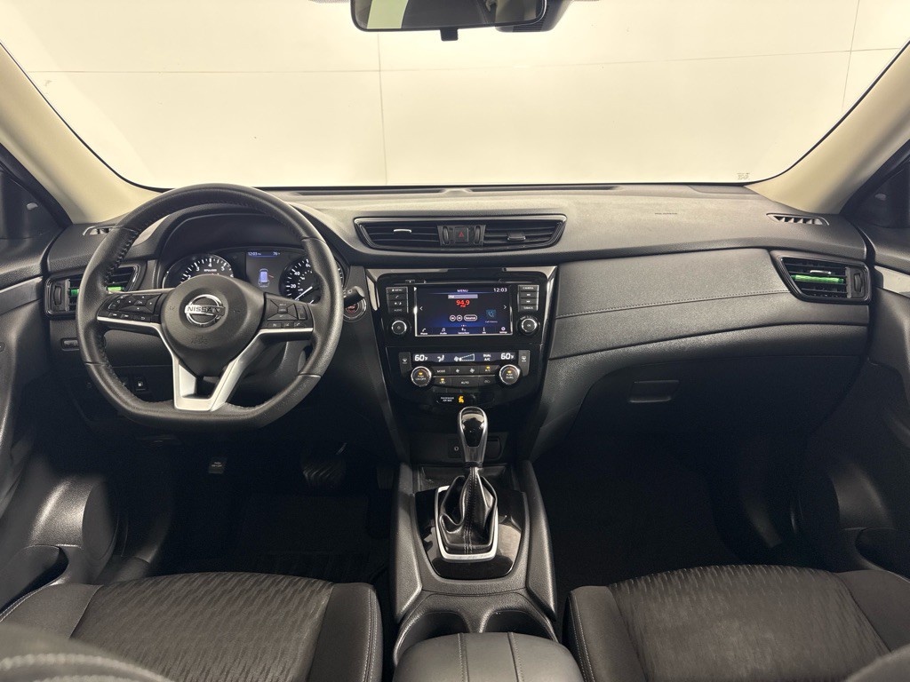 2020 Nissan Rogue Image 28