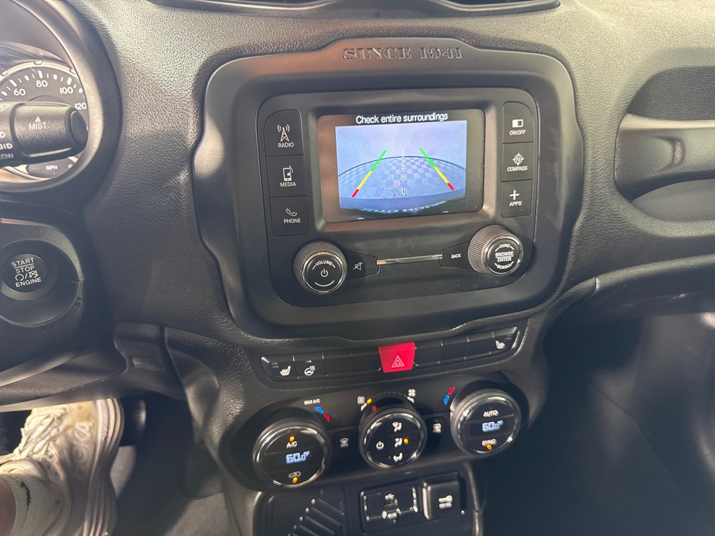 2017 Jeep Renegade Image 15