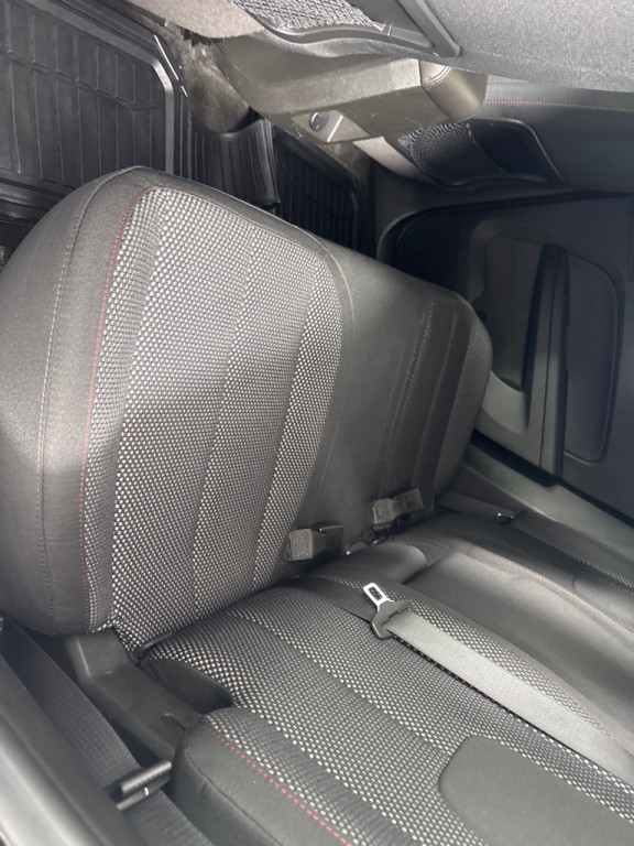 2016 Chevrolet Equinox Image 17