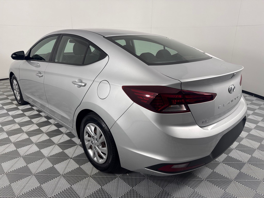 2019 Hyundai Elantra Image 8