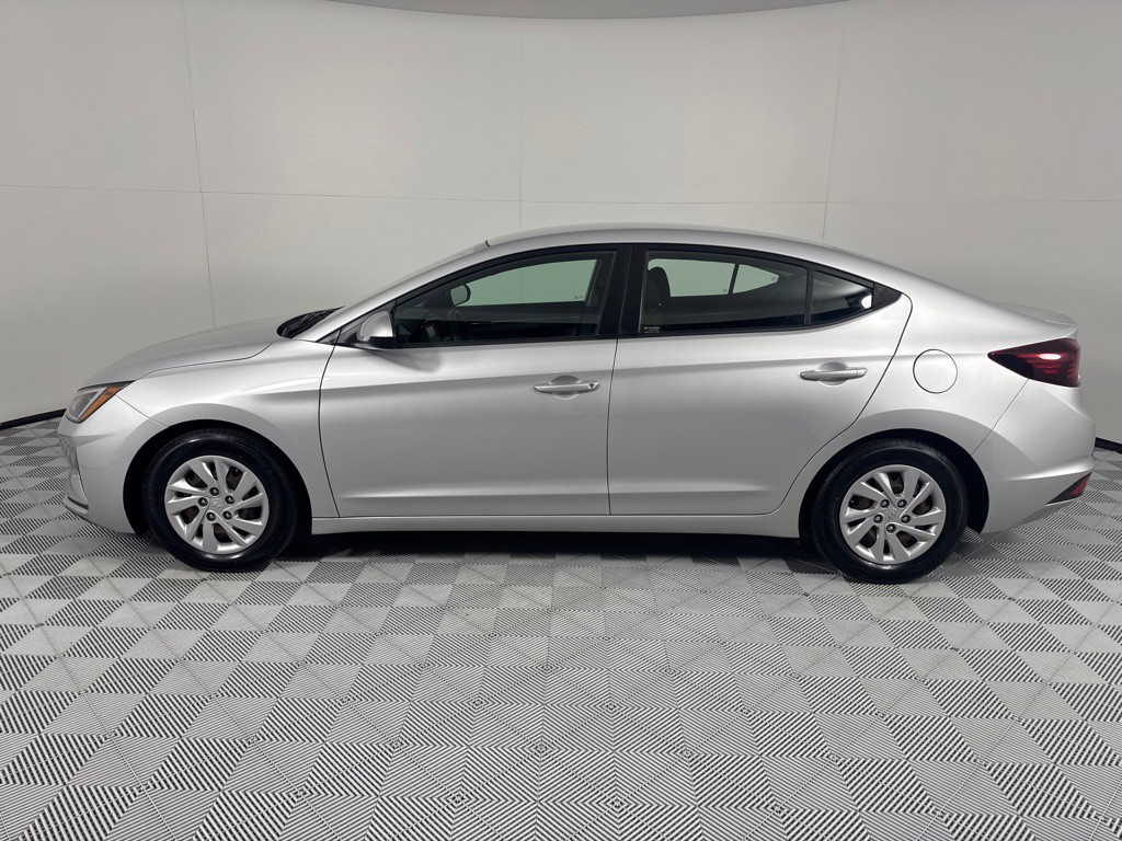 2019 Hyundai Elantra Image 9