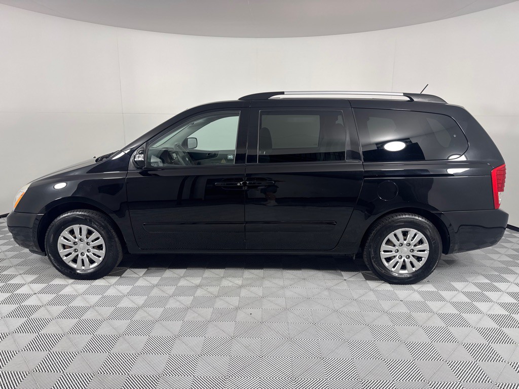 2011 Kia Sedona Image 7