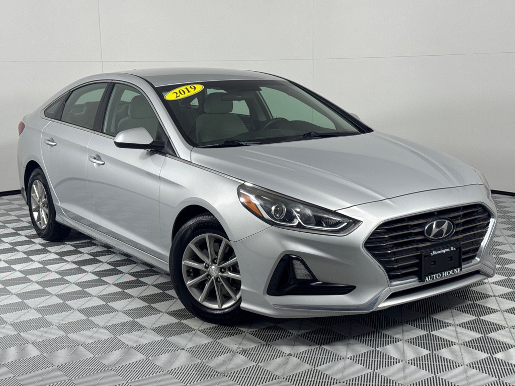 2019 Hyundai Sonata Image 2