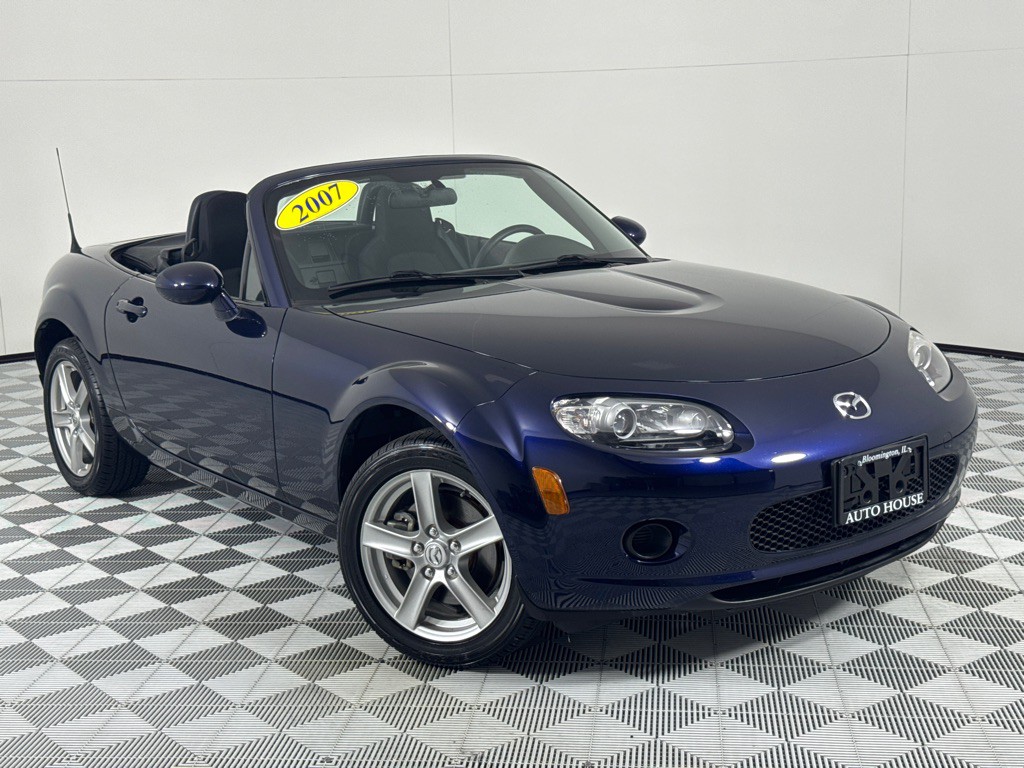 2007 Mazda MX-5 Miata Image 2