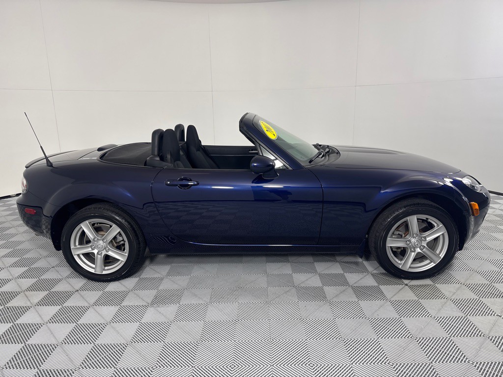 2007 Mazda MX-5 Miata Image 4