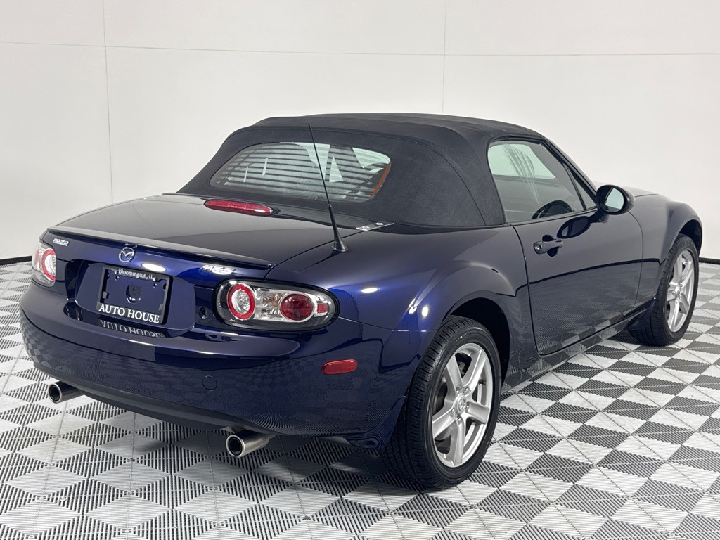 2007 Mazda MX-5 Miata Image 16