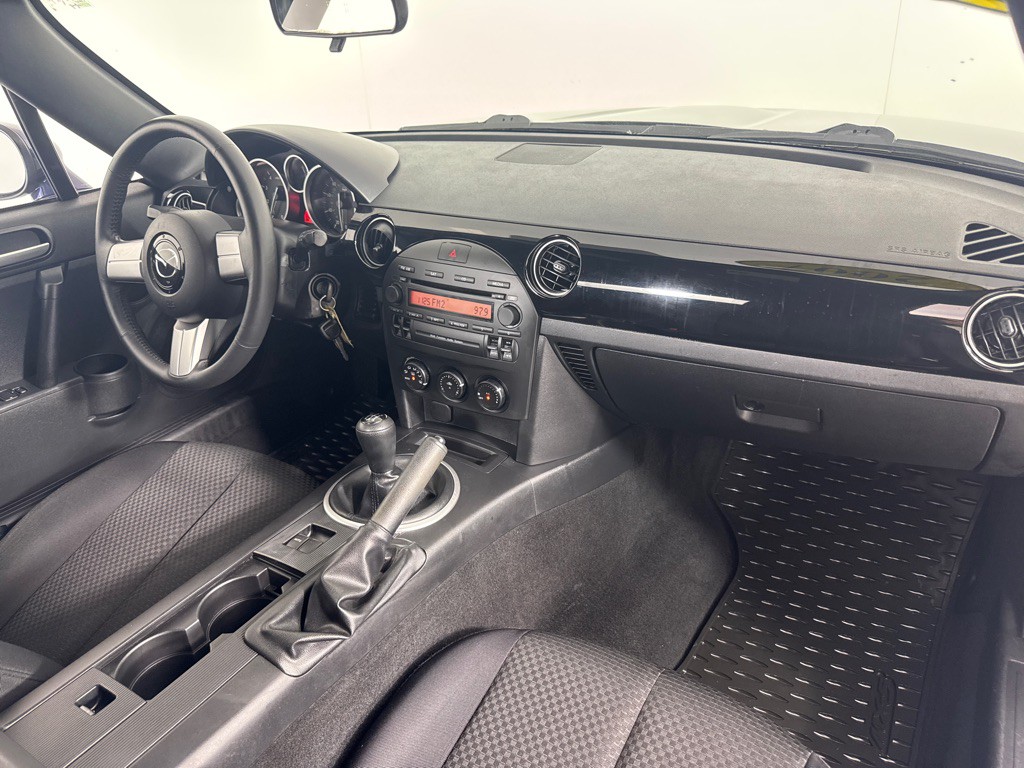 2007 Mazda MX-5 Miata Image 33