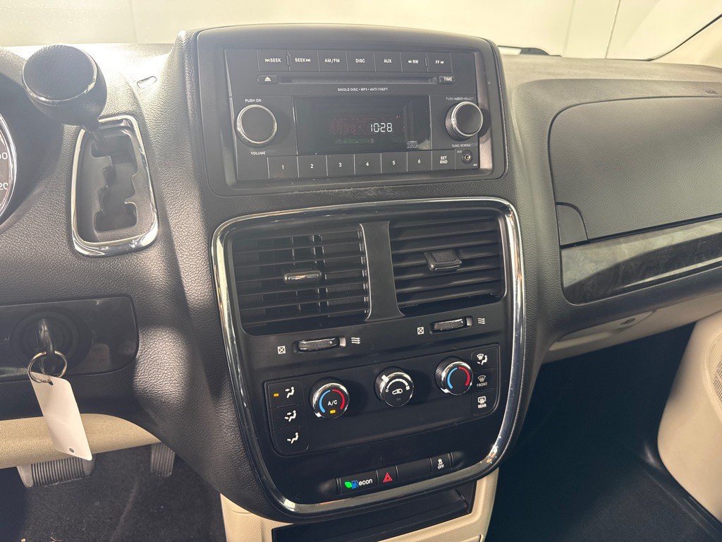 2016 Dodge Grand Caravan Image 16