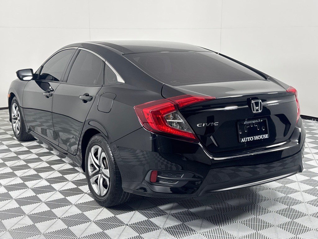 2017 Honda Civic Image 7