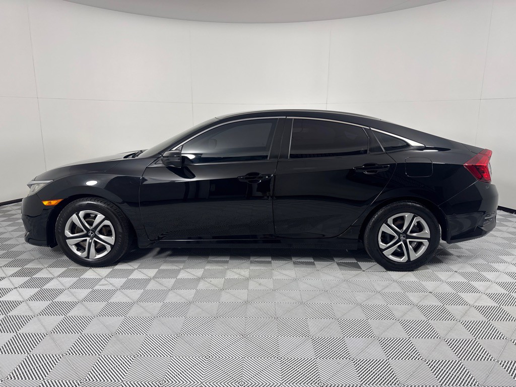 2017 Honda Civic Image 9