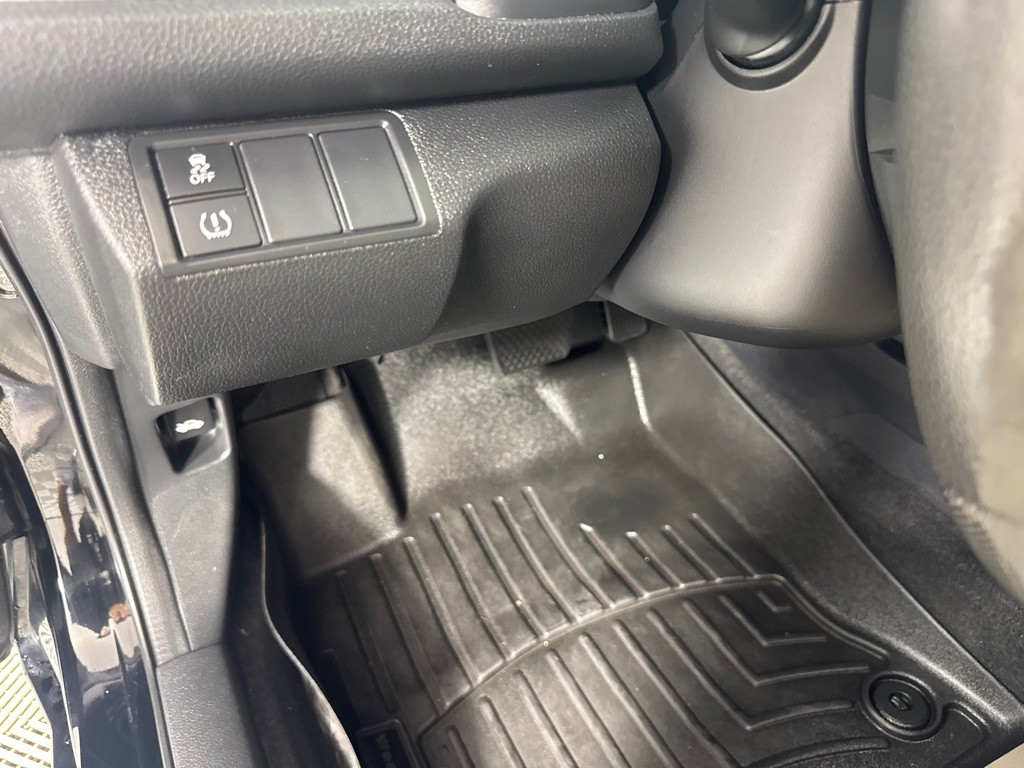 2017 Honda Civic Image 16