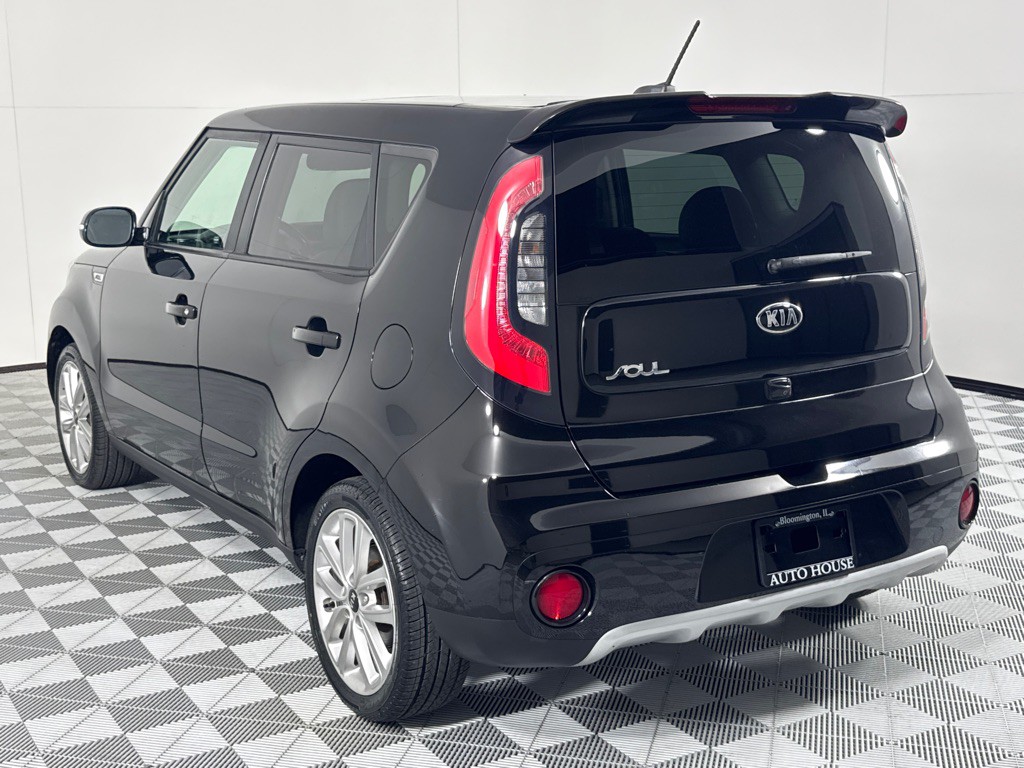 2017 Kia Soul Image 6