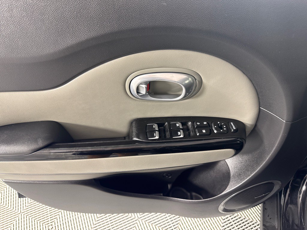 2017 Kia Soul Image 11