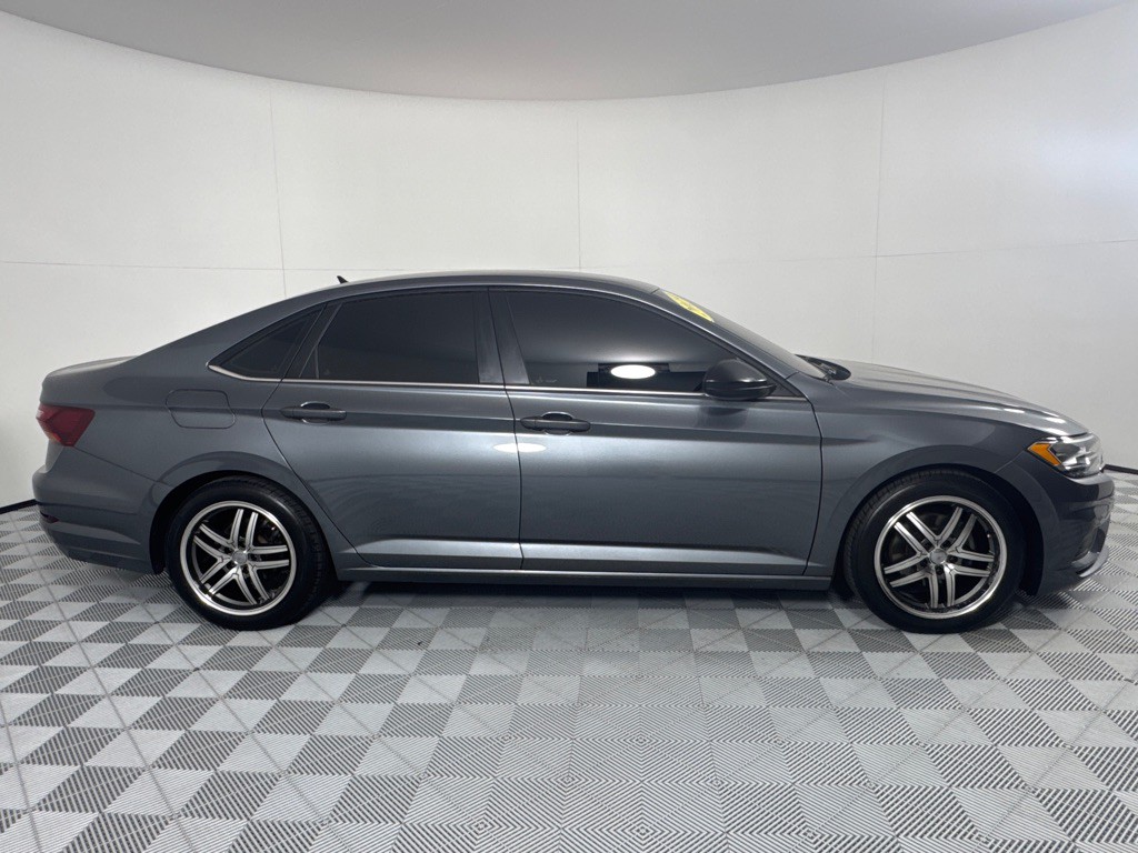 2019 Volkswagen Jetta Image 4