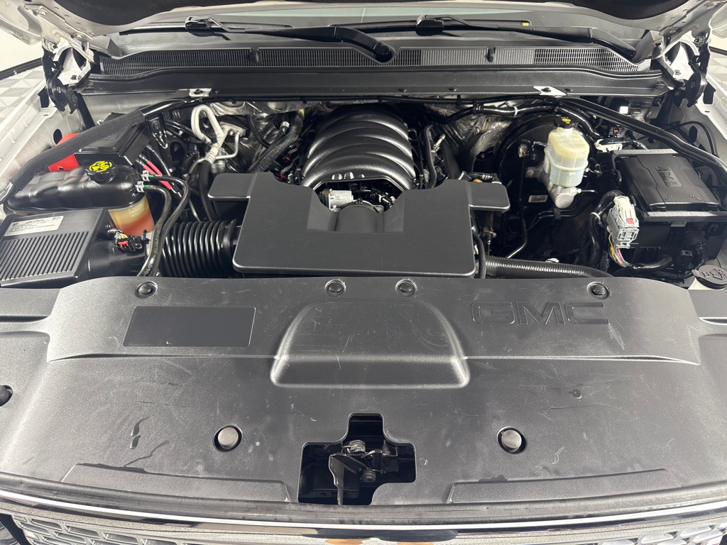 2016 GMC Yukon Image 32
