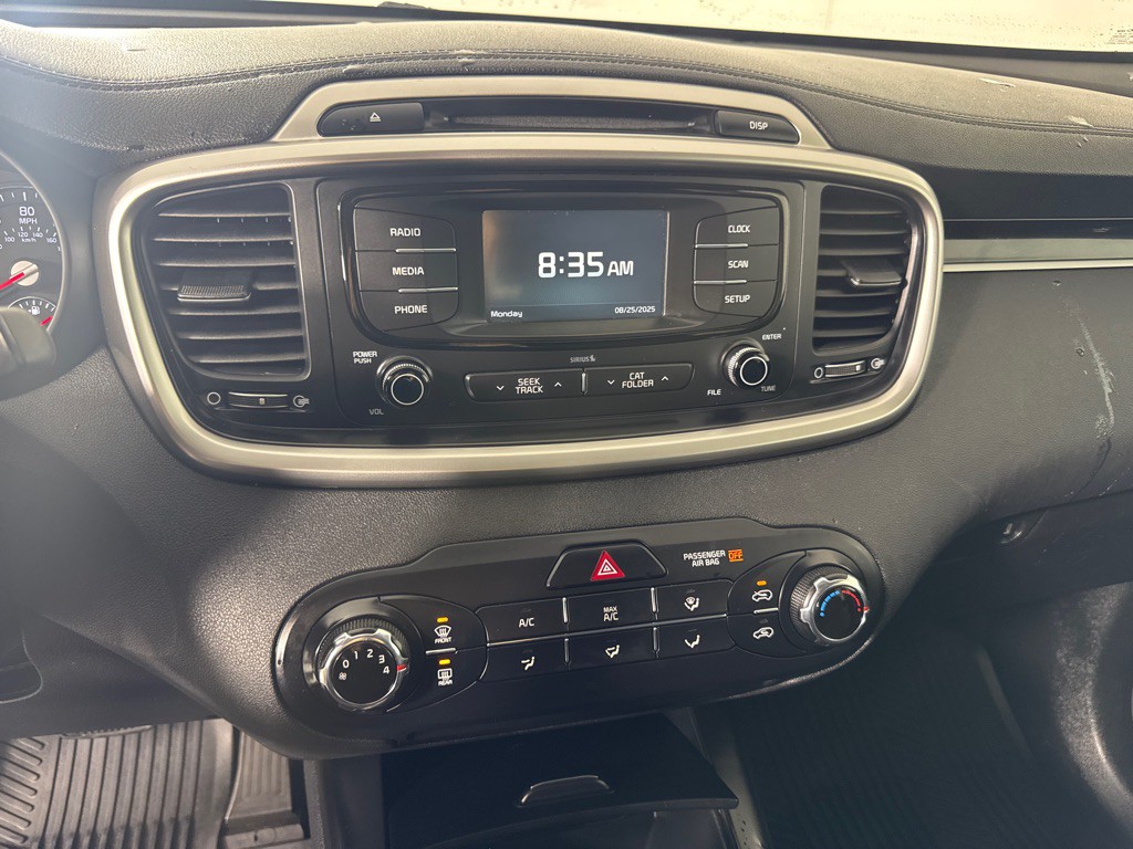 2018 Kia Sorento Image 17