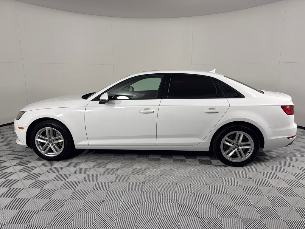 2017 Audi A4 Image 8