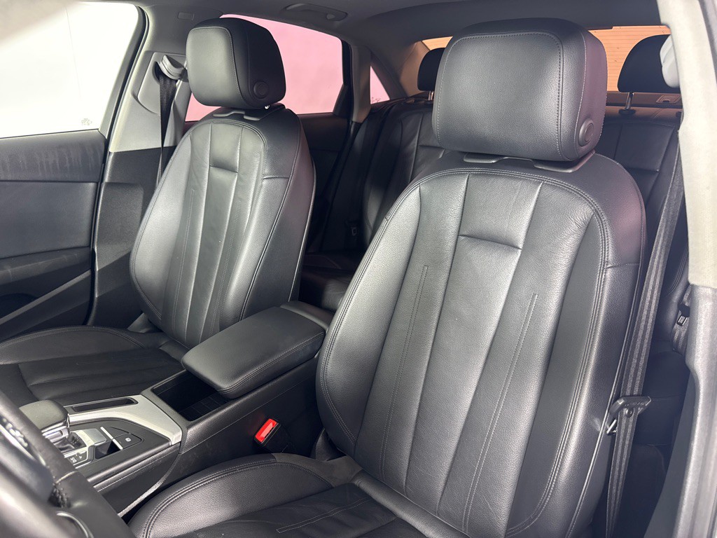2017 Audi A4 Image 12