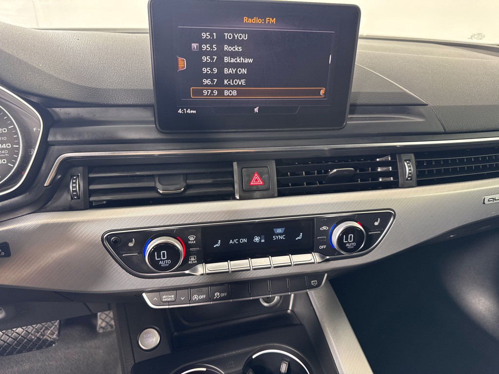 2017 Audi A4 Image 16