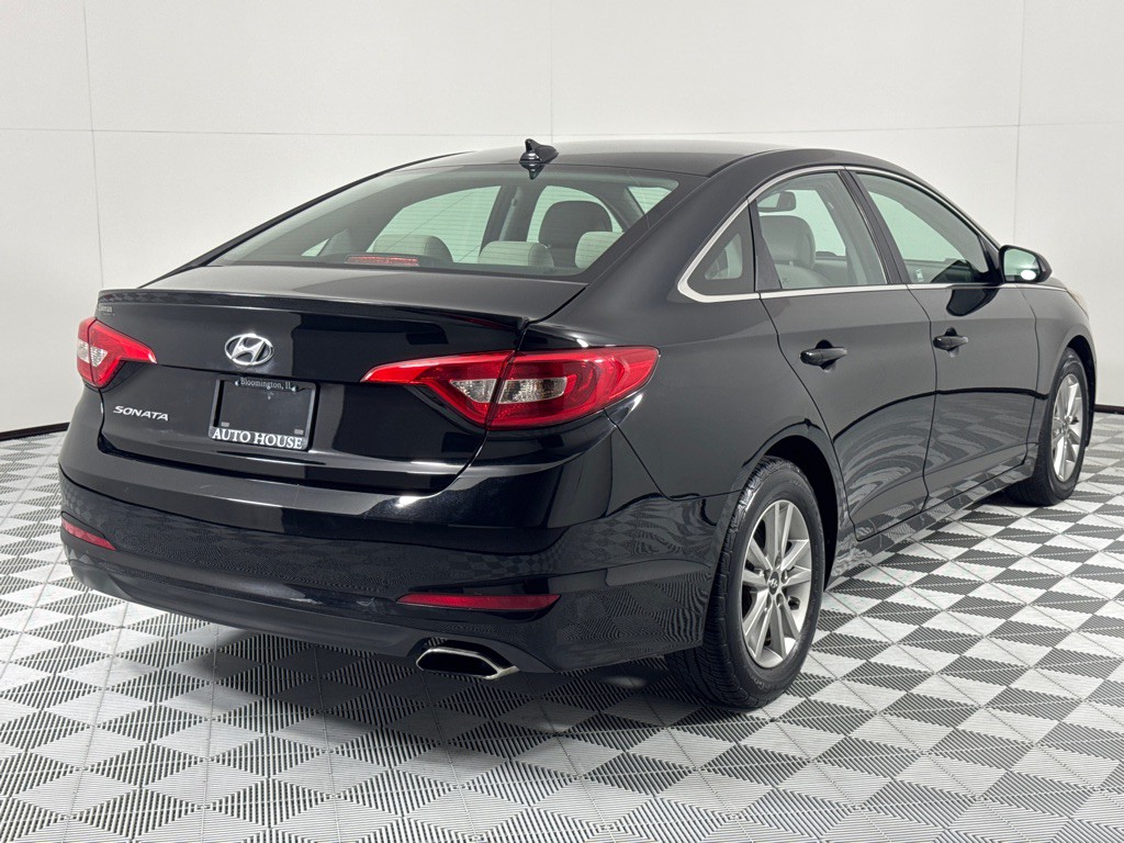 2015 Hyundai Sonata Image 5