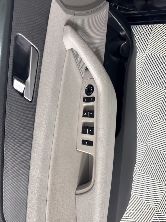 2015 Hyundai Sonata Image 9