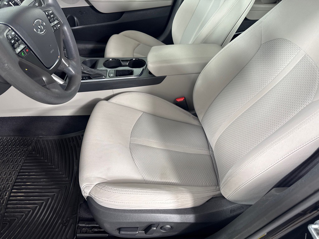 2015 Hyundai Sonata Image 10