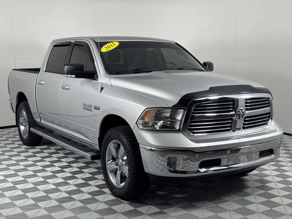2015 RAM 1500 Image 3