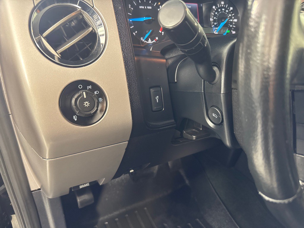 2017 Ford Expedition Image 14