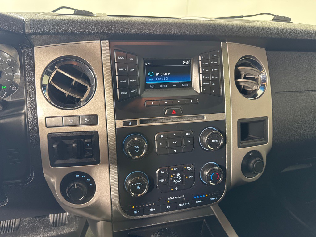 2017 Ford Expedition Image 16