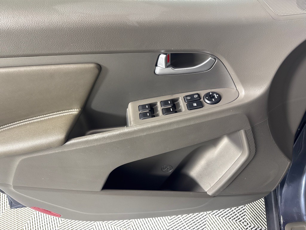 2011 Kia Sportage Image 10