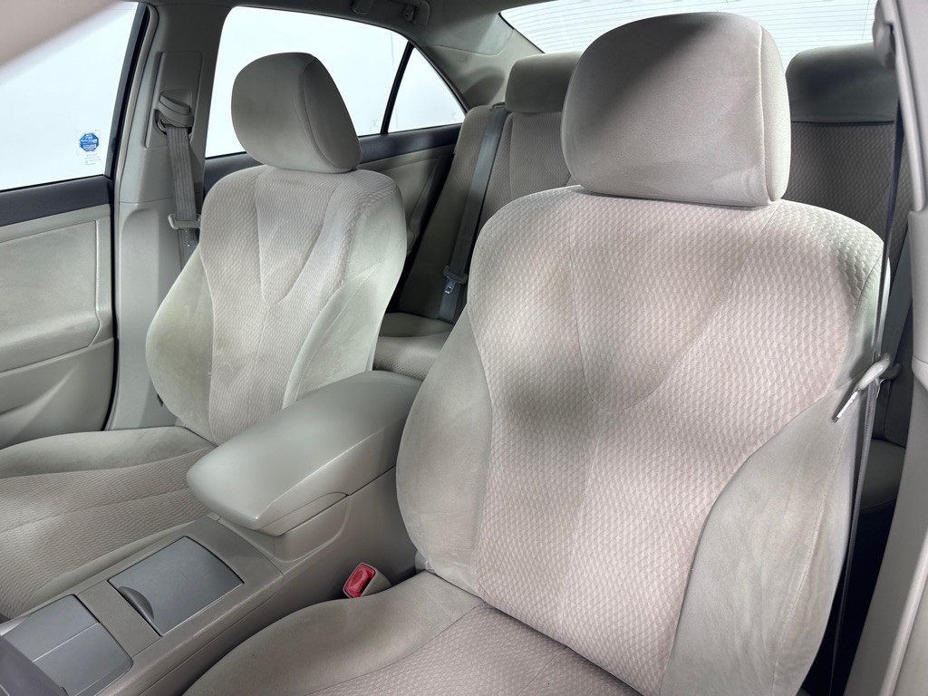 2011 Toyota Camry Image 14